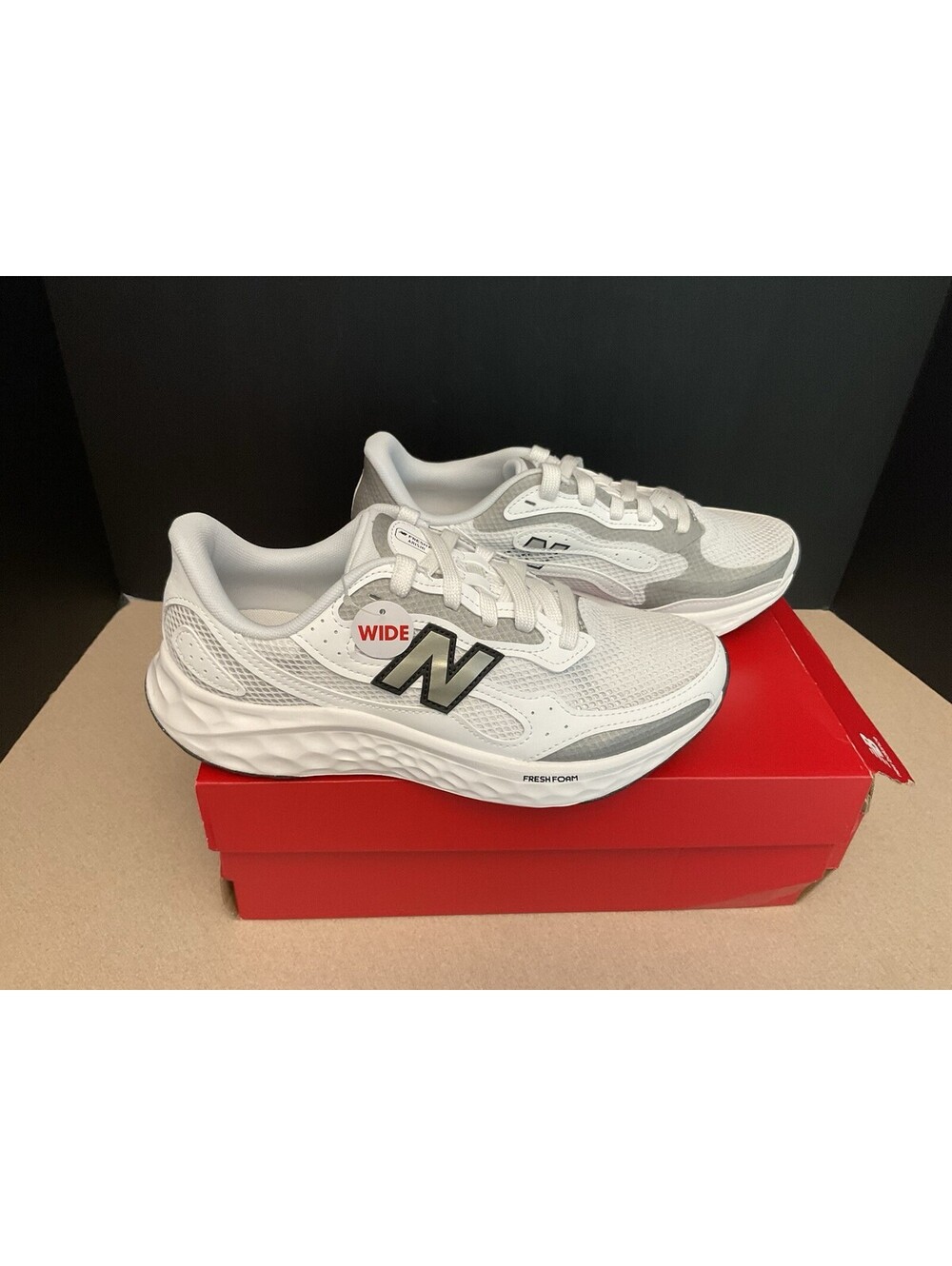 New! Womens New Balance Fresh Foam Arishi V4 Tiralux Shoes. Size 8.5D Wide. Nice